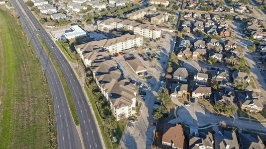 West-Oak-Village 07
